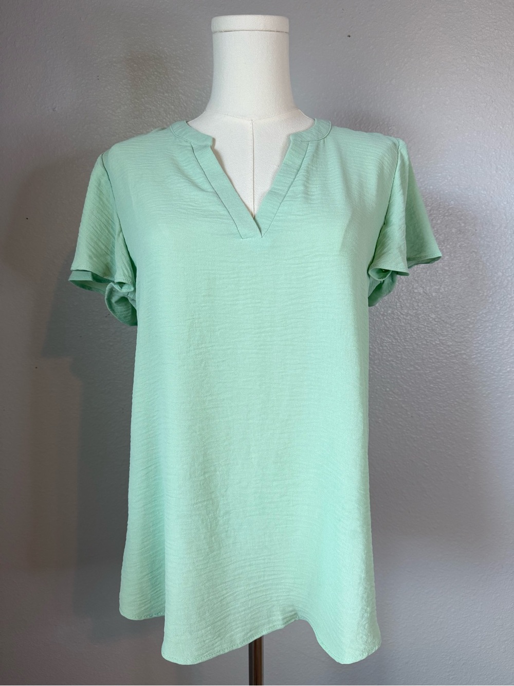 Maurices Mint Split Neck Flutter Sleeve Blouse XS